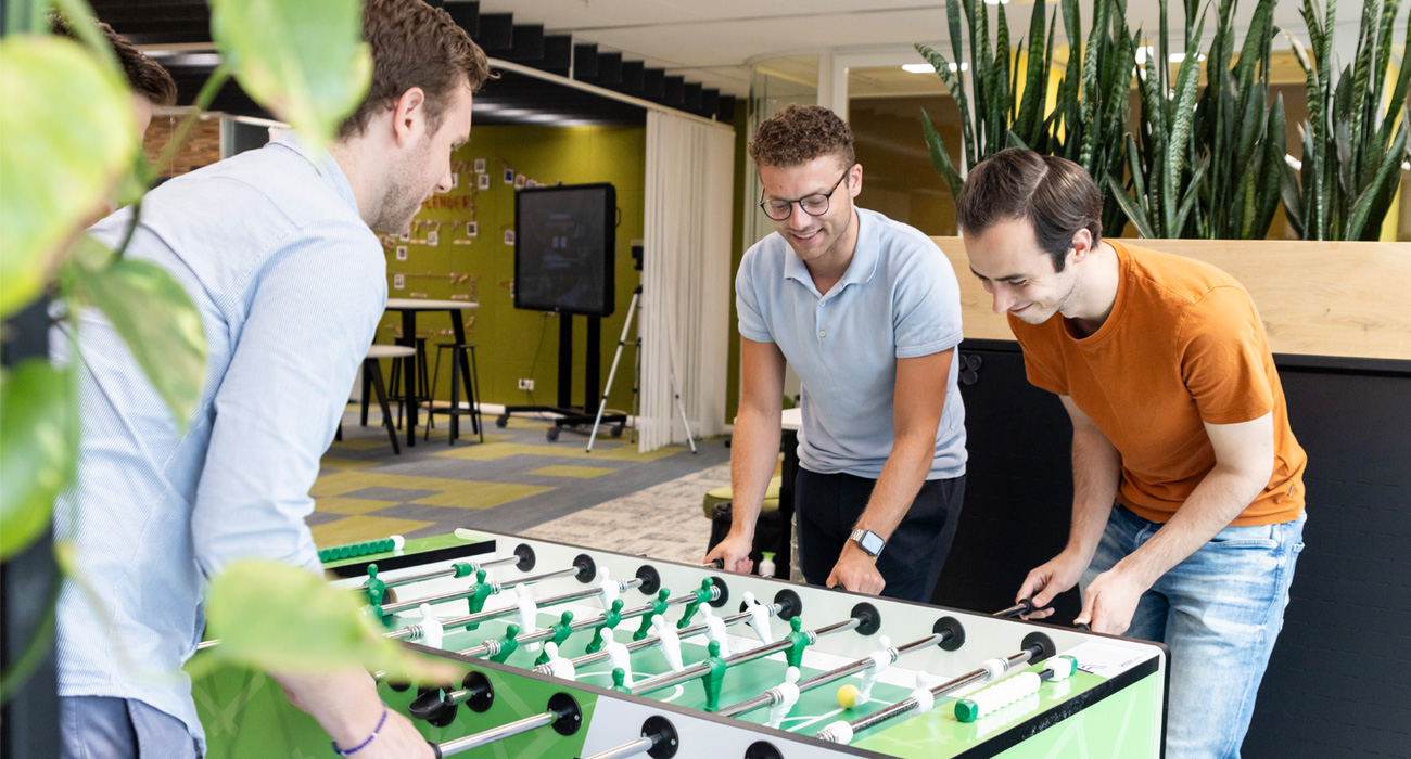 Collega's op het kantoor | Aestate